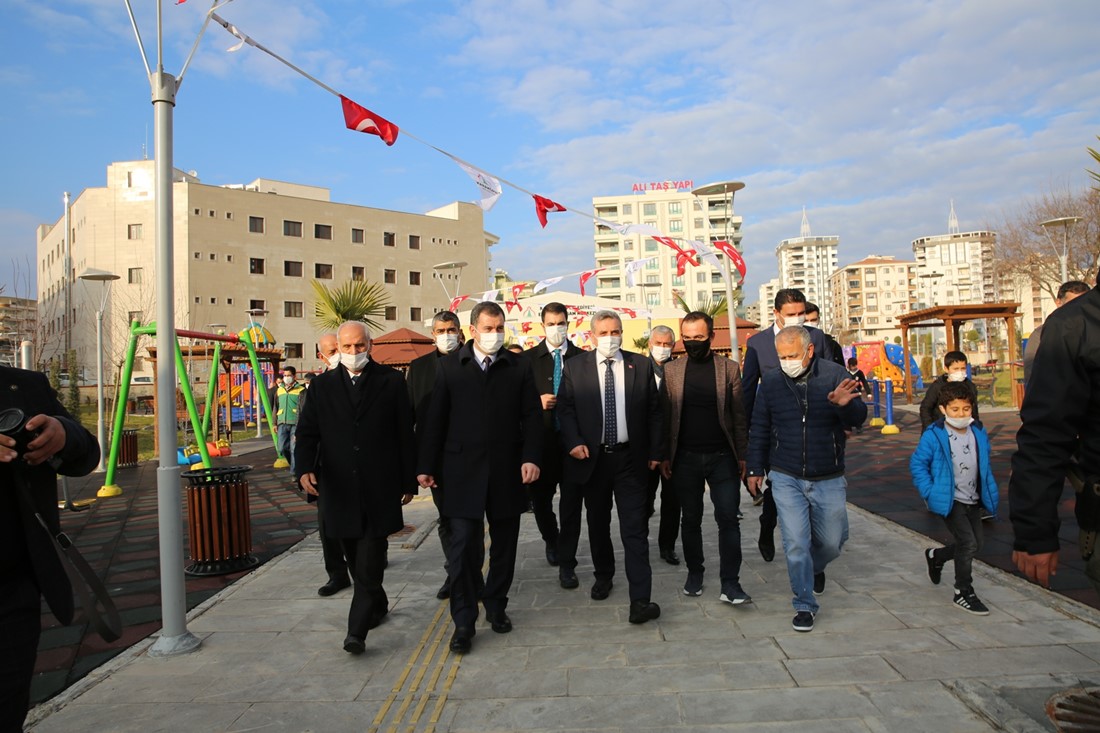 Karaköprü Belediyesi Engelsiz Yaşam Merkezi hizmete açıldı