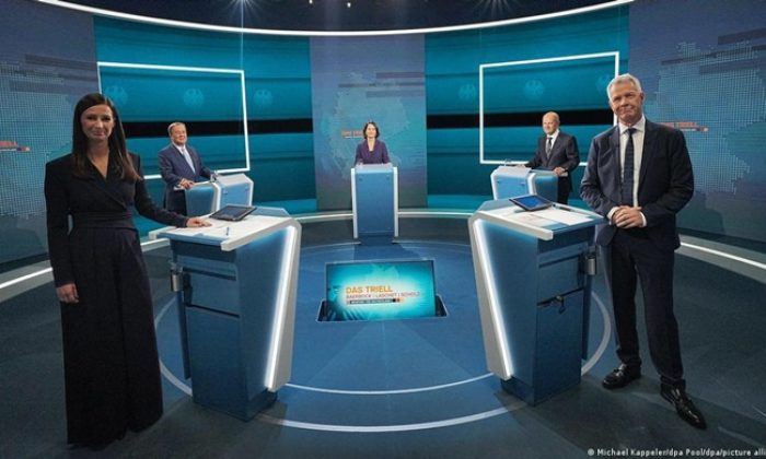 ALMANYA’DA ÜÇ SİYASİ PARTİNİN ADAYI TELEVİZYONDA KARŞI KARŞIYA GELDİ