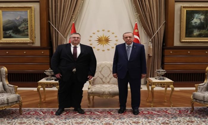 President Erdoğan receives Russian Deputy PM Overchuk