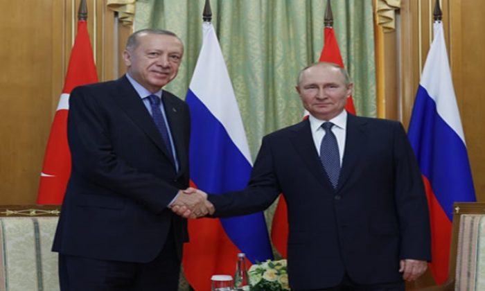 Cumhurbaşkanı Erdoğan, Rusya Devlet Başkanı Putin ile bir araya geldi