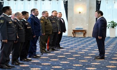 Президент Садыр Жапаров вручил генеральские звания руководителям правоохранительных, таможенных и надзорных органов