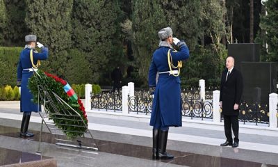 İlham Əliyev və birinci xanım Mehriban Əliyeva Ümummilli Lider Heydər Əliyevin məzarını ziyarət ediblər