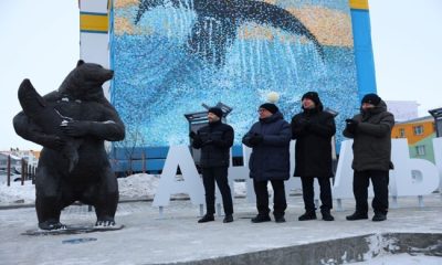 Anadyr’de Birleşik Rusya’nın desteğiyle şehir bölgesinin Arması anıtı açıldı